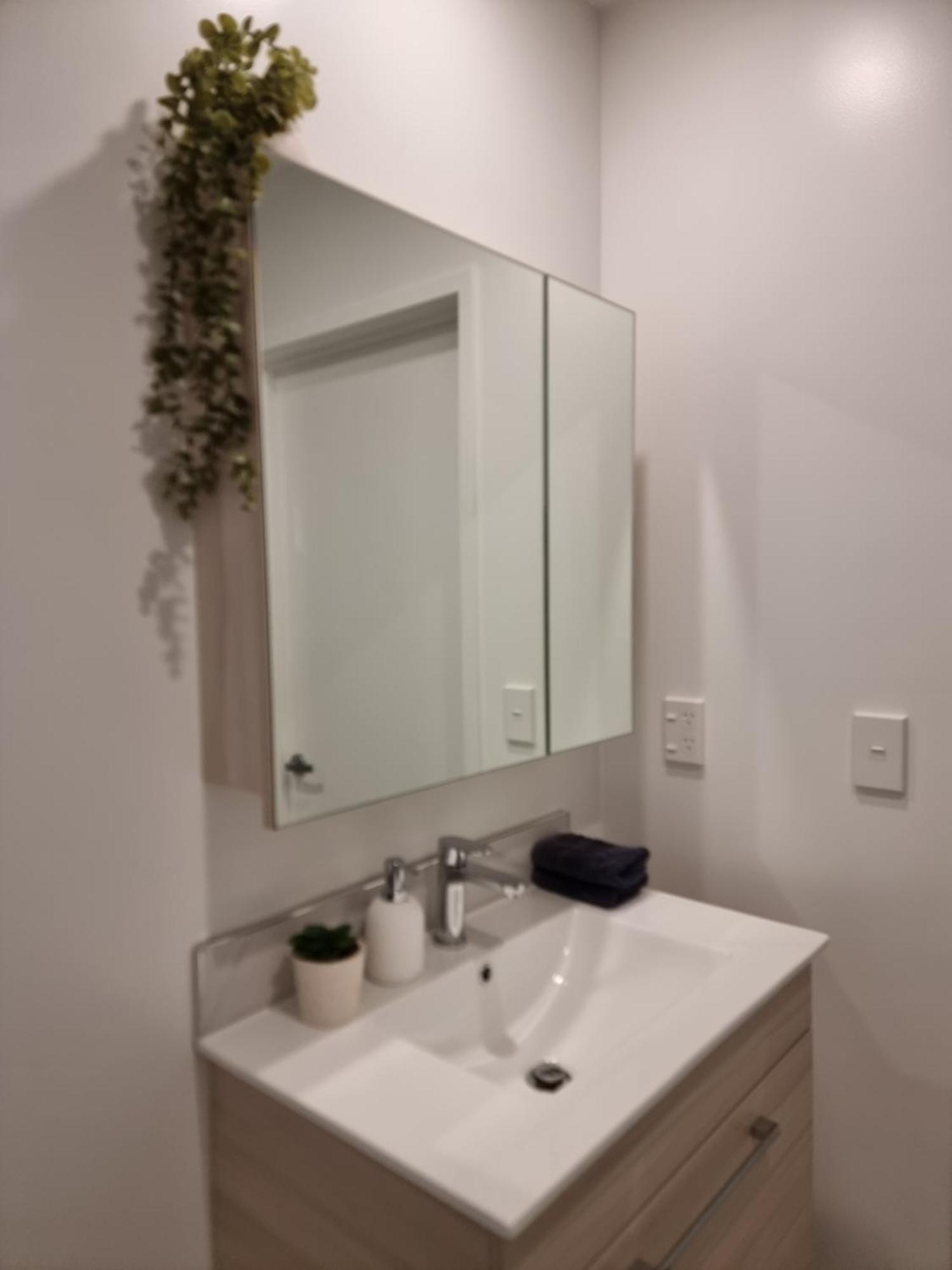 Brand New Central Studio On Wilmer Christchurch Exteriér fotografie